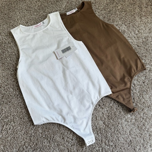 Shoedazzle Seamless Tank Bodysuits Set Tan & White, Size XS/S, Versatile Basics - Picture 4 of 16